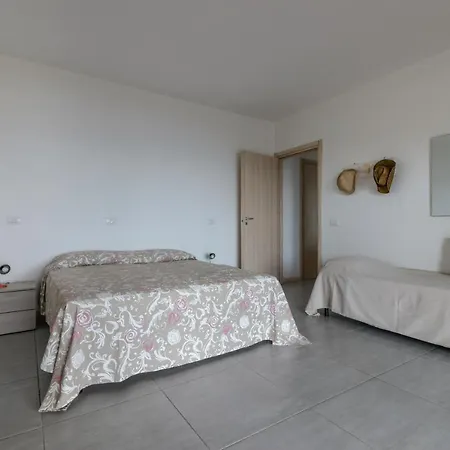 Casa Le Farfalle 卡波利韦里